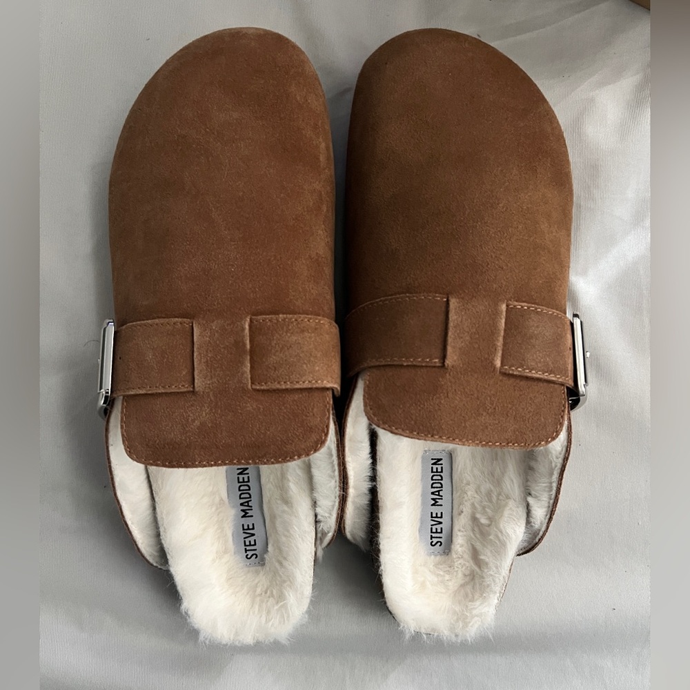 Steve Madden footbed clogs